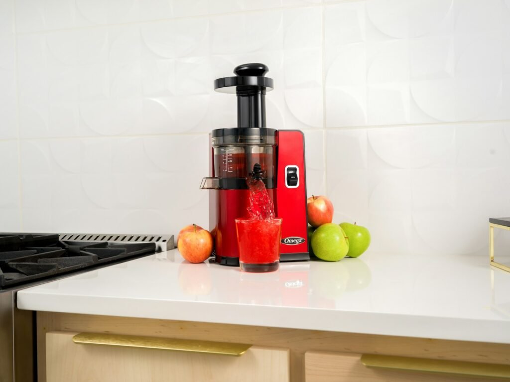 Smart Kitchen Gadgets for Newlyweds Make Cooking Fun, Easy & Romantic